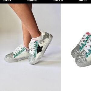 NWT Lola + The Boys Star Girl Glitter Sneakers